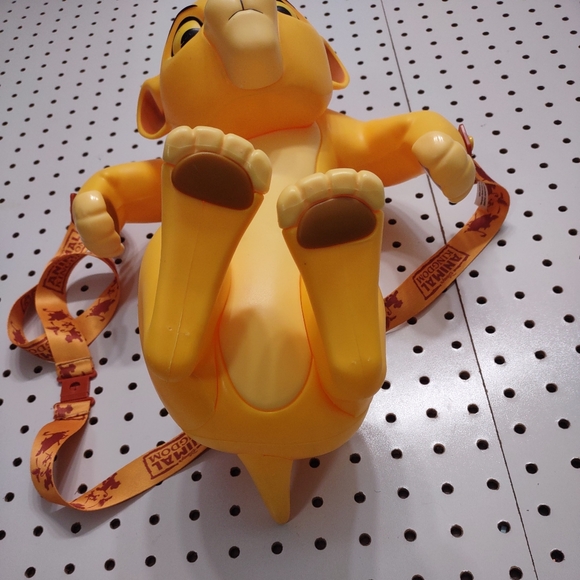 2022 Disney Simba Popcorn Bucket - Picture 6 of 8